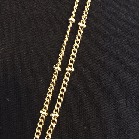 Beautiful 18” Necklace W/ Matching Dangle Earrings - Picture 8 of 8